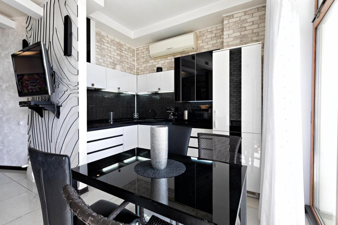Arcadia Promenade Grand Apartments โอเดสซา ภายนอก รูปภาพ
